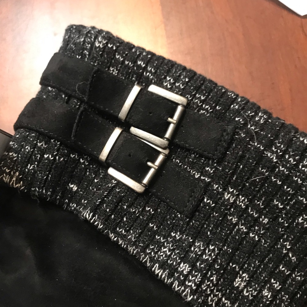 Anna Boots - image 3